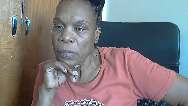 Hotcougar online show from February 11, 10:42 am