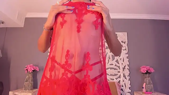 AuroraPinkk online show from November 5, 1:11 pm