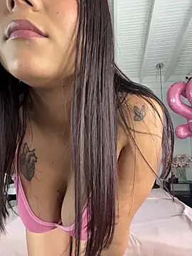 Snapshot of CherrySmirkXXX chatting on November 12, 1:11 pm CherrySmirkXXX online show from November 12, 1:11 pm