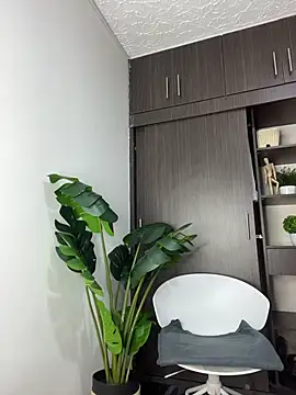 Snapshot of CherrySmirkXXX chatting on November 24, 1:11 pm CherrySmirkXXX online show from November 24, 1:11 pm