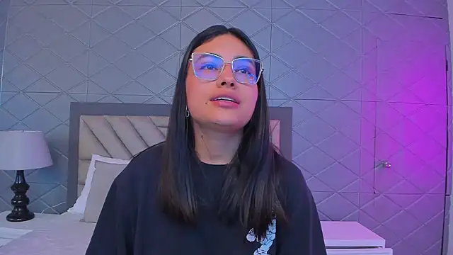 ViolettRouse online show from March 30, 2:40 pm