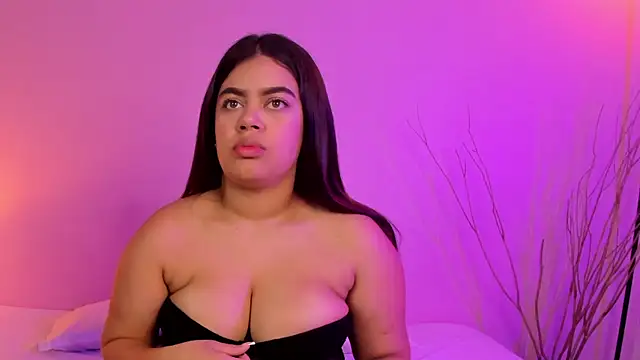 Snapshot of Milymar_ chatting on October 25, 1:18 pm Milymar  online show from October 25, 1:18 pm