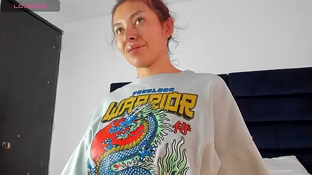 melanie roux   online show from February 7, 12:09 pm