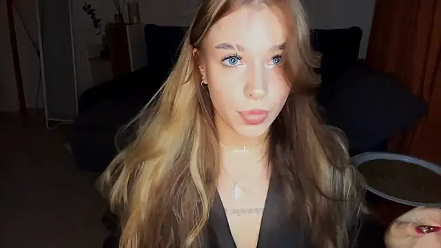 Snapshot of Babymoney_2007 chatting on October 22, 8:52 pm Babymoney 2007 online show from October 22, 8:52 pm