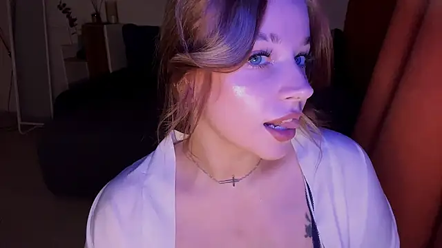 Snapshot of Babymoney_2007 chatting on October 23, 5:33 pm Babymoney 2007 online show from October 23, 5:33 pm