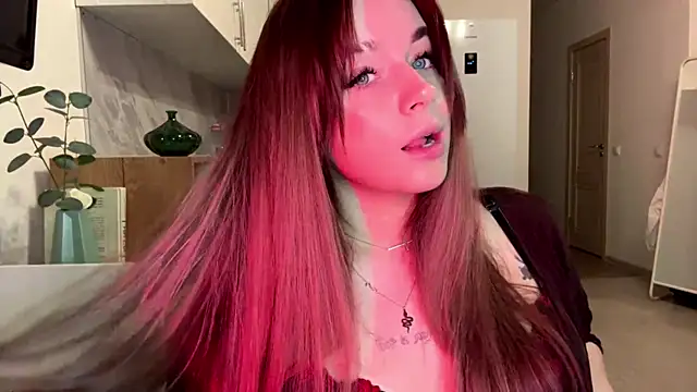 Snapshot of Babymoney_2007 chatting on December 4, 8:28 pm Babymoney 2007 online show from December 4, 8:28 pm