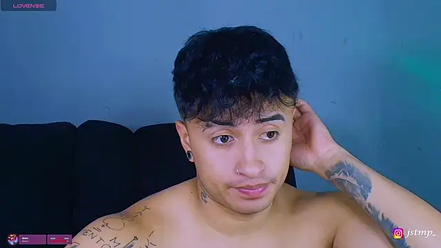 jhon mendoza  online show from November 10, 6:29 pm