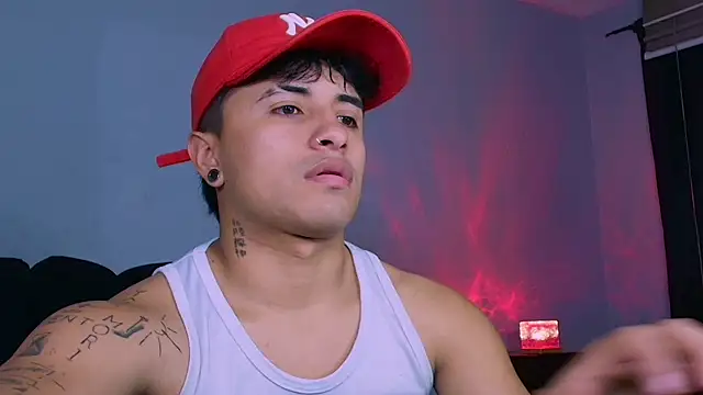 jhon mendoza  online show from November 21, 6:50 pm