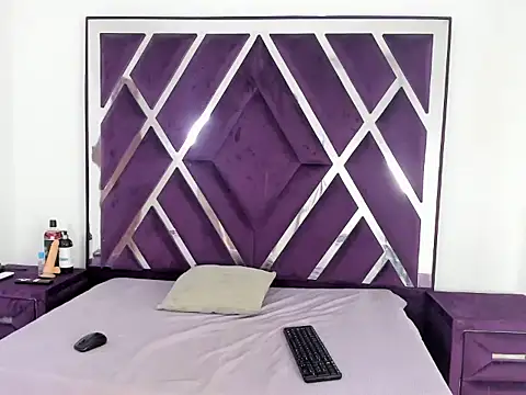 Snapshot of valentinaasm chatting on November 21, 12:26 pm valentinaasm online show from November 21, 12:26 pm