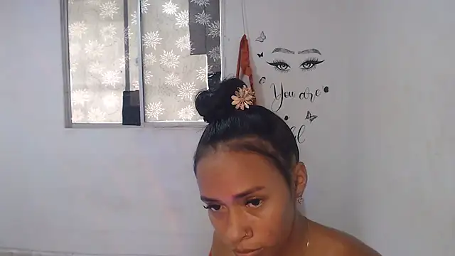 ricaslatinas1 online show from July 4, 6:36 pm