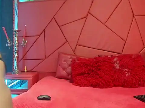 Snapshot of DolyTorre chatting on November 27, 10:50 am DolyTorre online show from November 27, 10:50 am