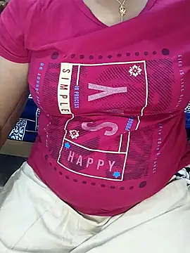 Snapshot of Tamil_Rani03 chatting on December 5, 4:03 pm Tamil Rani03 online show from December 5, 4:03 pm