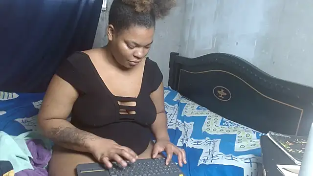 Snapshot of Kailyyhot chatting on February 6, 2:09 pm Kailyyhot online show from February 6, 2:09 pm