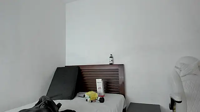 Snapshot of tifanymonroe chatting on November 3, 11:22 am tifanymonroe online show from November 3, 11:22 am