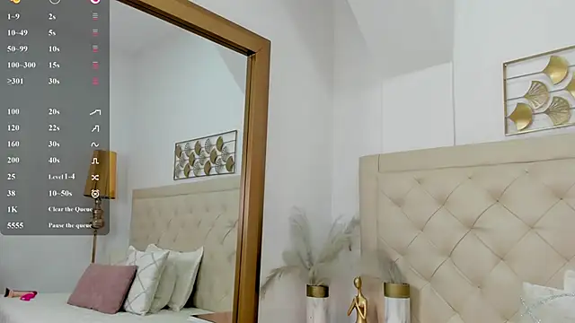 lucia lorenz online show from January 7, 11:34 am