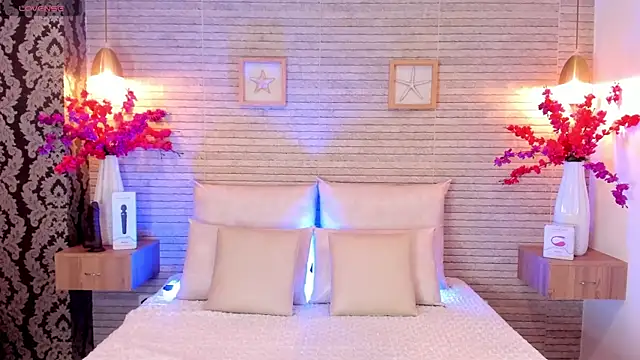 Catalina-Thompson online show from October 21, 11:55 am