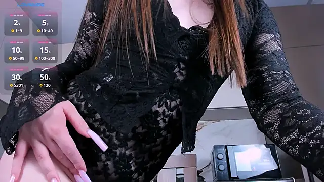 khloeforever online show from June 10, 4:17 pm