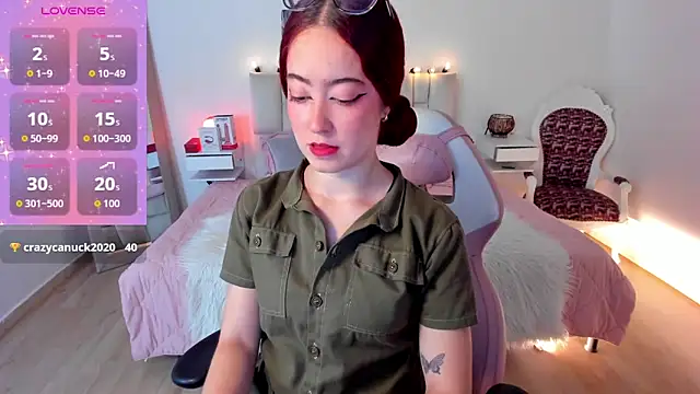 Amaraa couper1 online show from October 22, 3:07 am