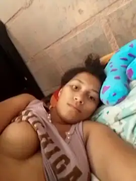 Kiittyy doll online show from November 22, 8:30 pm