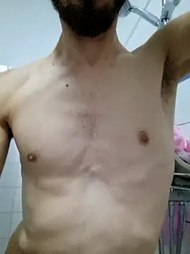 Snapshot of 16enes16 chatting on April 3, 11:30 am 16enes16 online show from April 3, 11:30 am