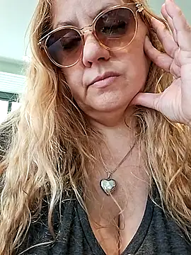 JennyInVegas online show from October 23, 6:28 pm