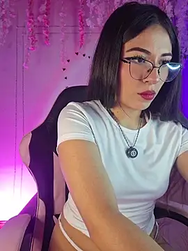 chloebrownn03 online show from February 21, 3:40 am