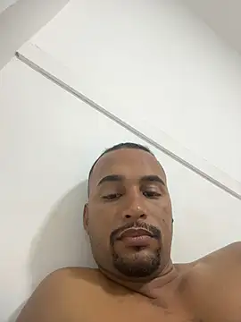 Snapshot of casalbrhot25 chatting on October 23, 9:57 pm casalbrhot25 online show from October 23, 9:57 pm