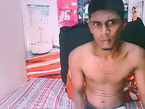 IndianThuggin online show from December 5, 5:09 pm