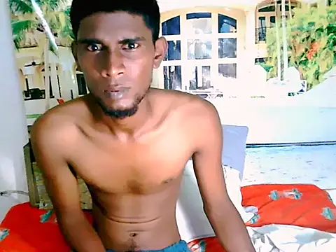 Snapshot of IndianThuggin chatting on April 16, 9:43 am IndianThuggin online show from April 16, 9:43 am