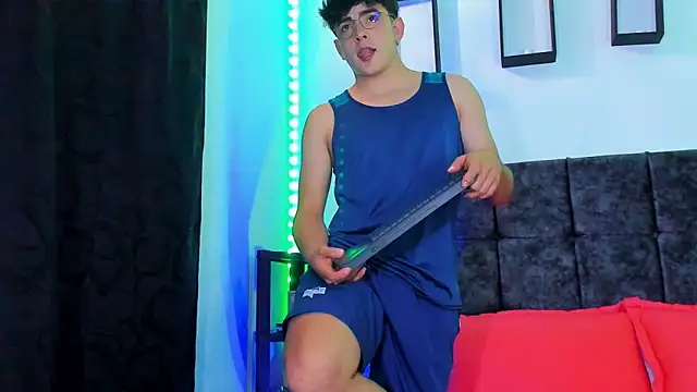 Theo Noxxx online show from November 8, 6:40 pm