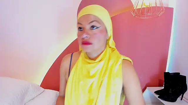 SophiaBeckerr online show from December 16, 7:08 pm