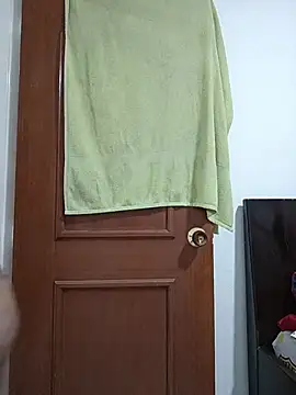 Snapshot of Ladyswap chatting on November 30, 7:40 pm Ladyswap online show from November 30, 7:40 pm