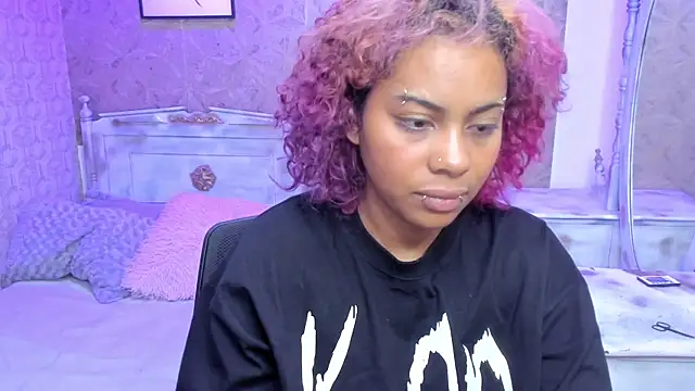 Snapshot of Sofia_clk chatting on July 13, 3:09 am Sofia clk online show from July 13, 3:09 am