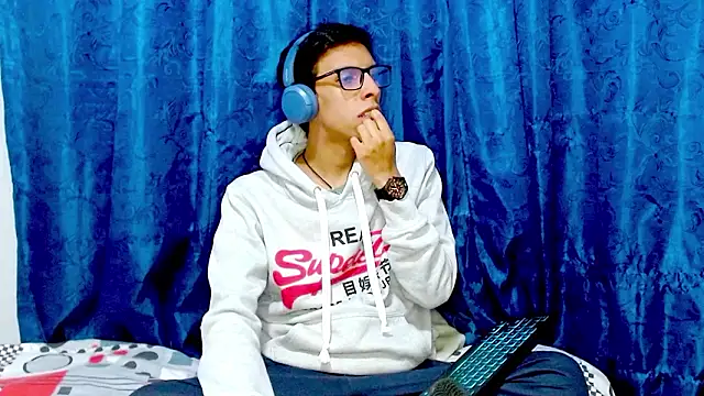 DavTwink3100 online show from February 11, 2:05 am