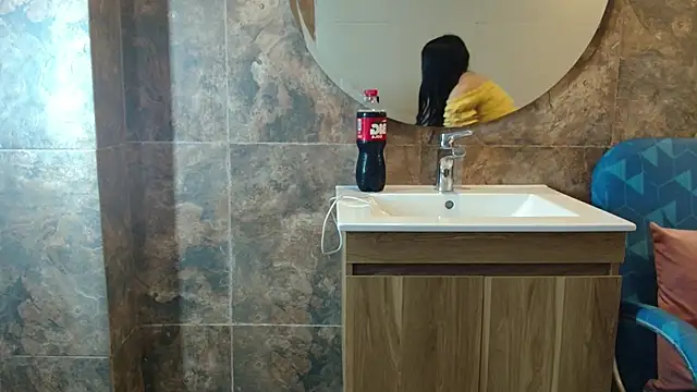 Sweet sumisive online show from November 29, 8:45 pm