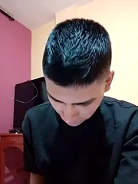 Emiliano Reyes online show from November 17, 2:01 pm