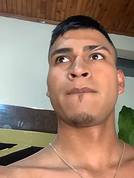 Emiliano Reyes online show from July 7, 6:47 am