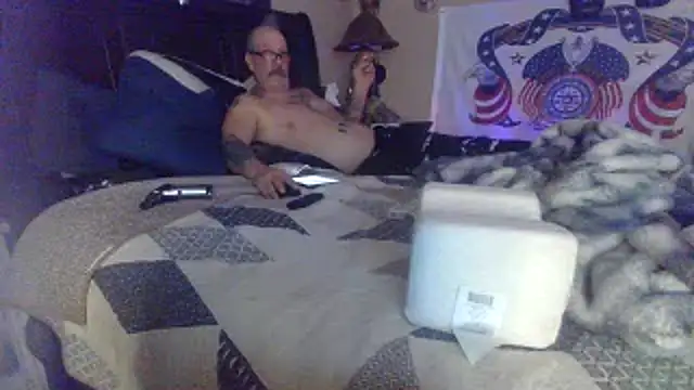 Snapshot of bigdaddyrooster chatting on March 16, 9:46 am bigdaddyrooster online show from March 16, 9:46 am