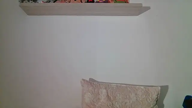 valeriahornier online show from June 3, 4:04 am