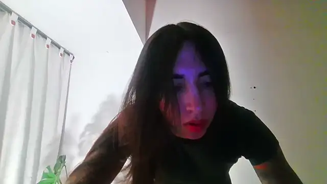 valeriahornier online show from June 14, 2:57 am