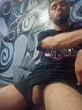 Snapshot of vergueo3 chatting on March 10, 6:29 am vergueo3 online show from March 10, 6:29 am