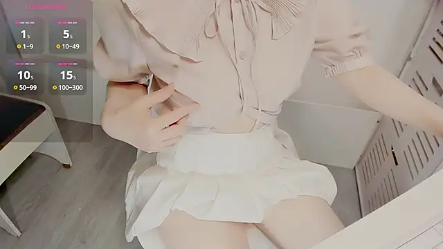 Snapshot of mimi_babyyy chatting on July 28, 5:12 pm mimi babyyy online show from July 28, 5:12 pm