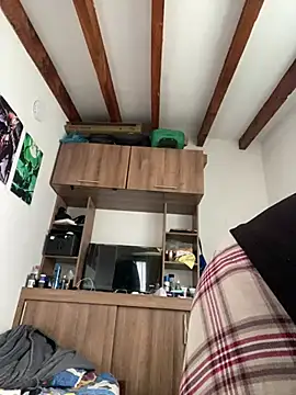 liam Brooks9 online show from January 10, 2:08 pm