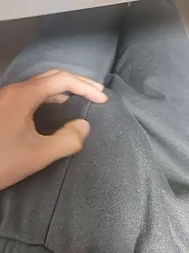 Snapshot of fdskj chatting on March 1, 12:40 pm fdskj online show from March 1, 12:40 pm