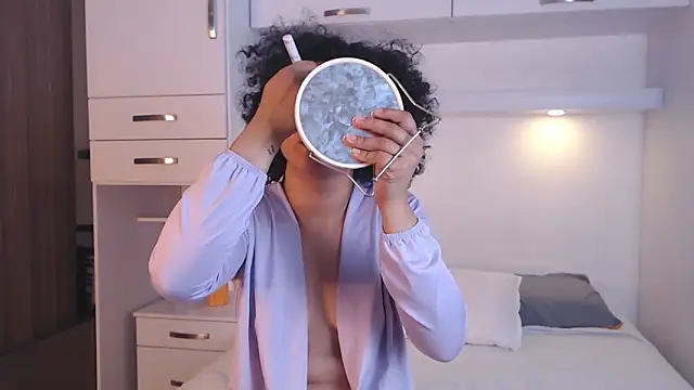 Snapshot of MartiRuis10 chatting on November 4, 10:09 pm MartiRuis10 online show from November 4, 10:09 pm