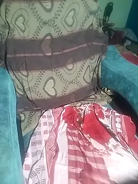 DesiBlackBull online show from October 31, 5:14 pm