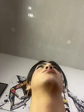 Snapshot of Agattha22 chatting on October 31, 7:09 am Agattha22 online show from October 31, 7:09 am