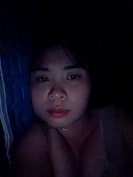 Snapshot of Squirrel-Pear chatting on November 15, 11:43 pm Squirrel-Pear online show from November 15, 11:43 pm