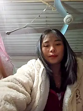 Snapshot of Squirrel-Pear chatting on November 28, 1:03 pm Squirrel-Pear online show from November 28, 1:03 pm