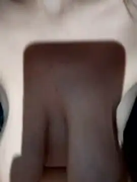 Snapshot of Loveyoudearxq chatting on December 5, 6:37 pm Loveyoudearxq online show from December 5, 6:37 pm